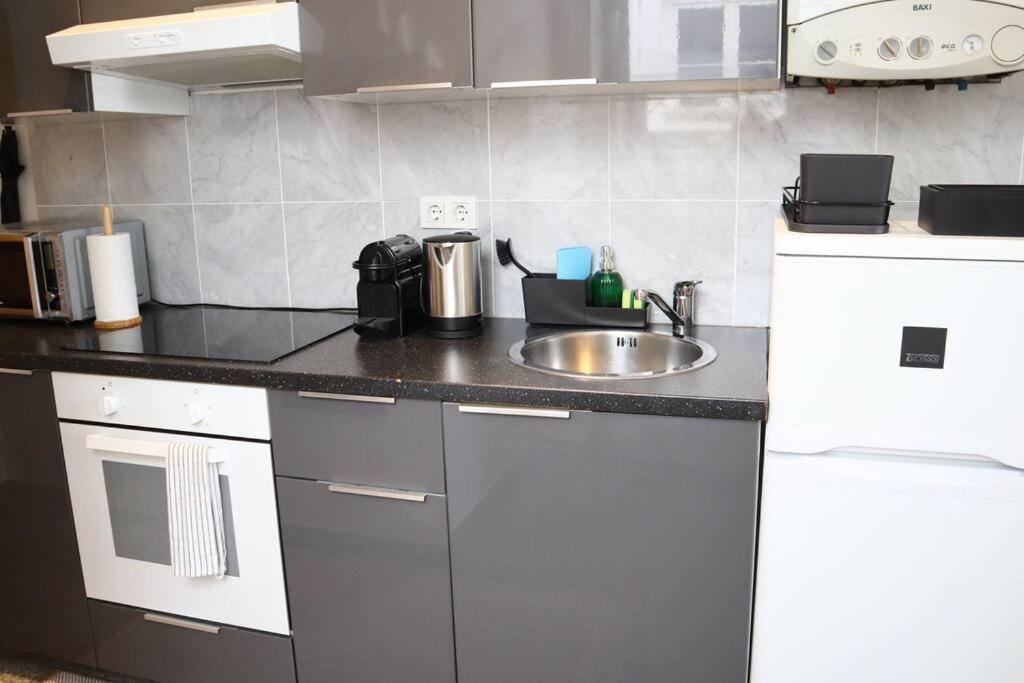 Bloom - Modern One Bedroom Apartment เวียนนา ภายนอก รูปภาพ